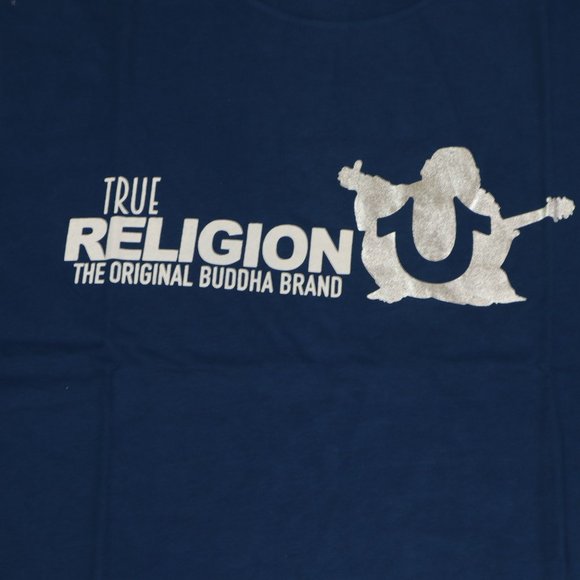 True Religion short sleeve t-shirt in size Large with front graphic - Picture 2 of 5